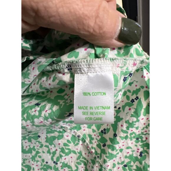 Lilly Pulitzer size 8 floral button down top blouse - Picture 3 of 3